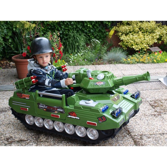 Tank Army Hero Action s funkčním dělem, dálkovým ovládáním, FM rádiem, klíčky, 12V, PÍSKOVĚ HNĚDÝ
